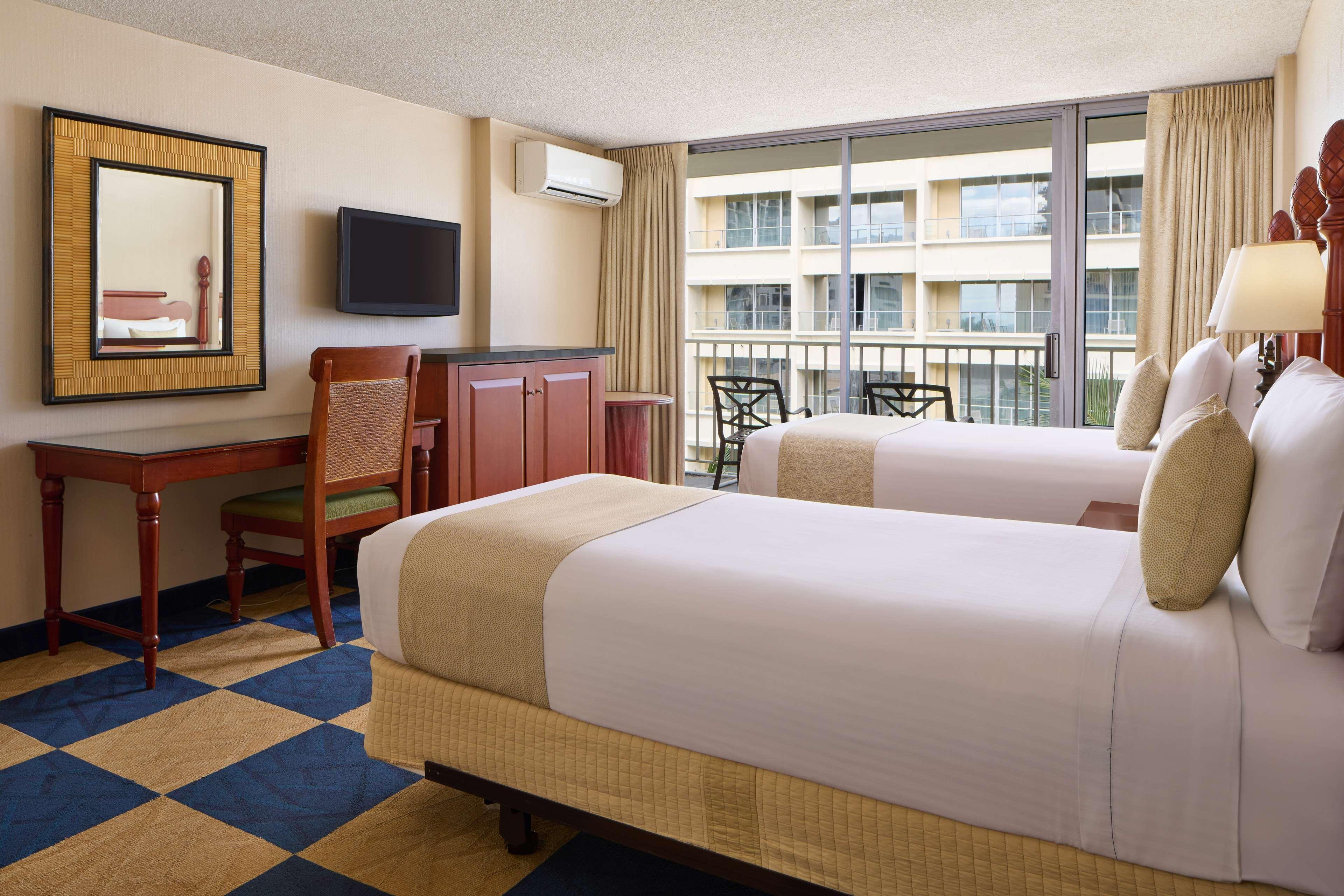 Ewa Hotel Waikiki Honolulu Bagian luar foto