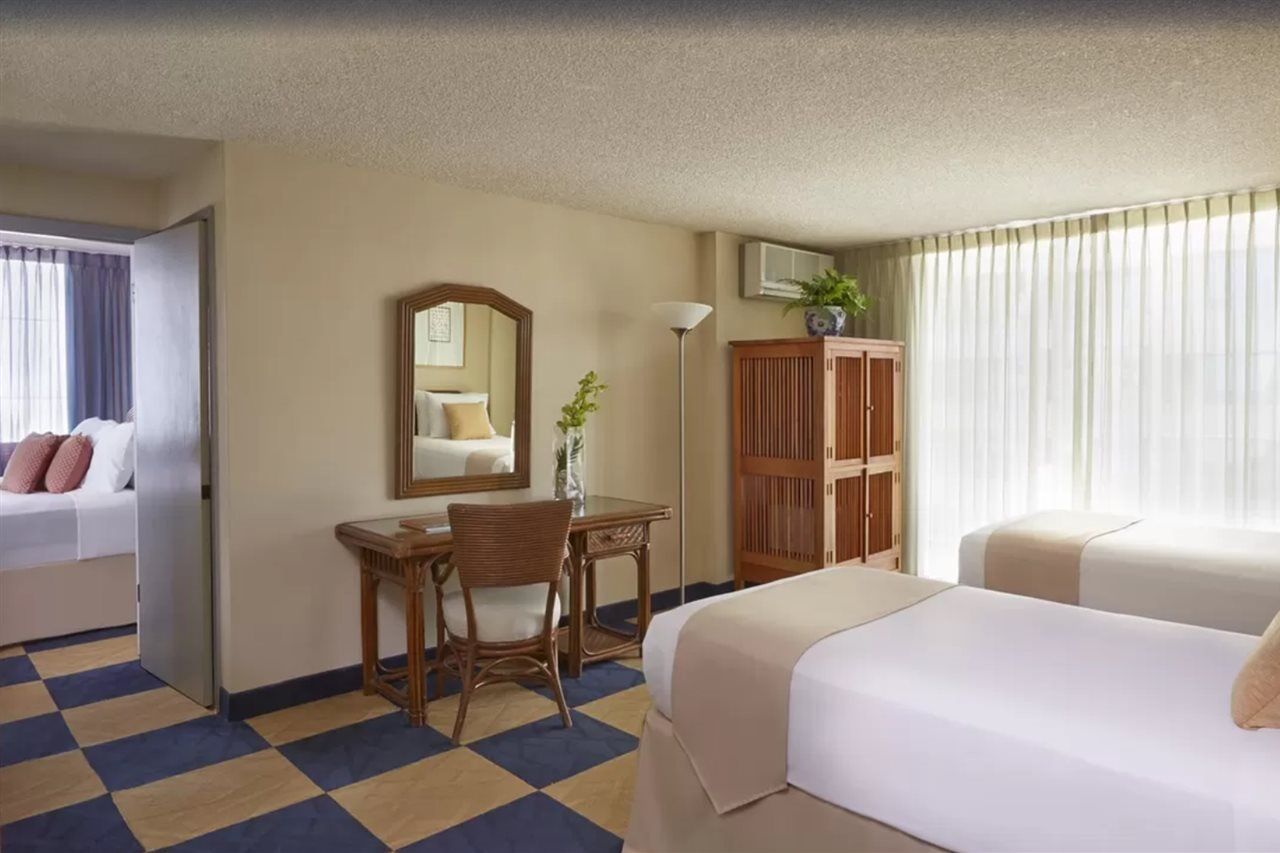 Ewa Hotel Waikiki Honolulu Bagian luar foto